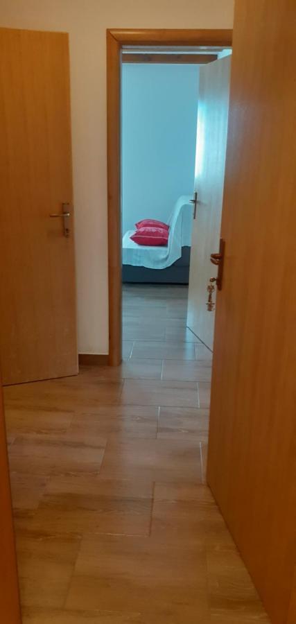 Kelk Loznati Lägenhet Exteriör bild